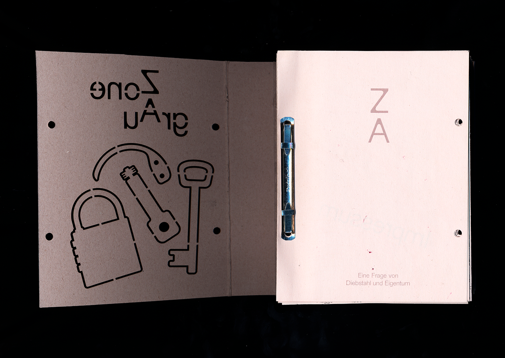 zone-grau_erste-seite